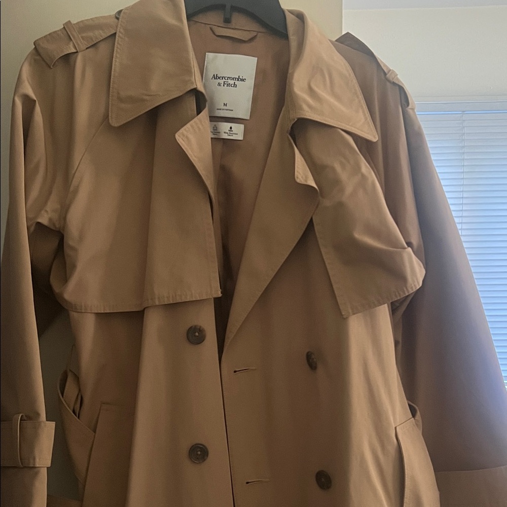 Abercrombie & Fitch Classic Beige Trench Coat